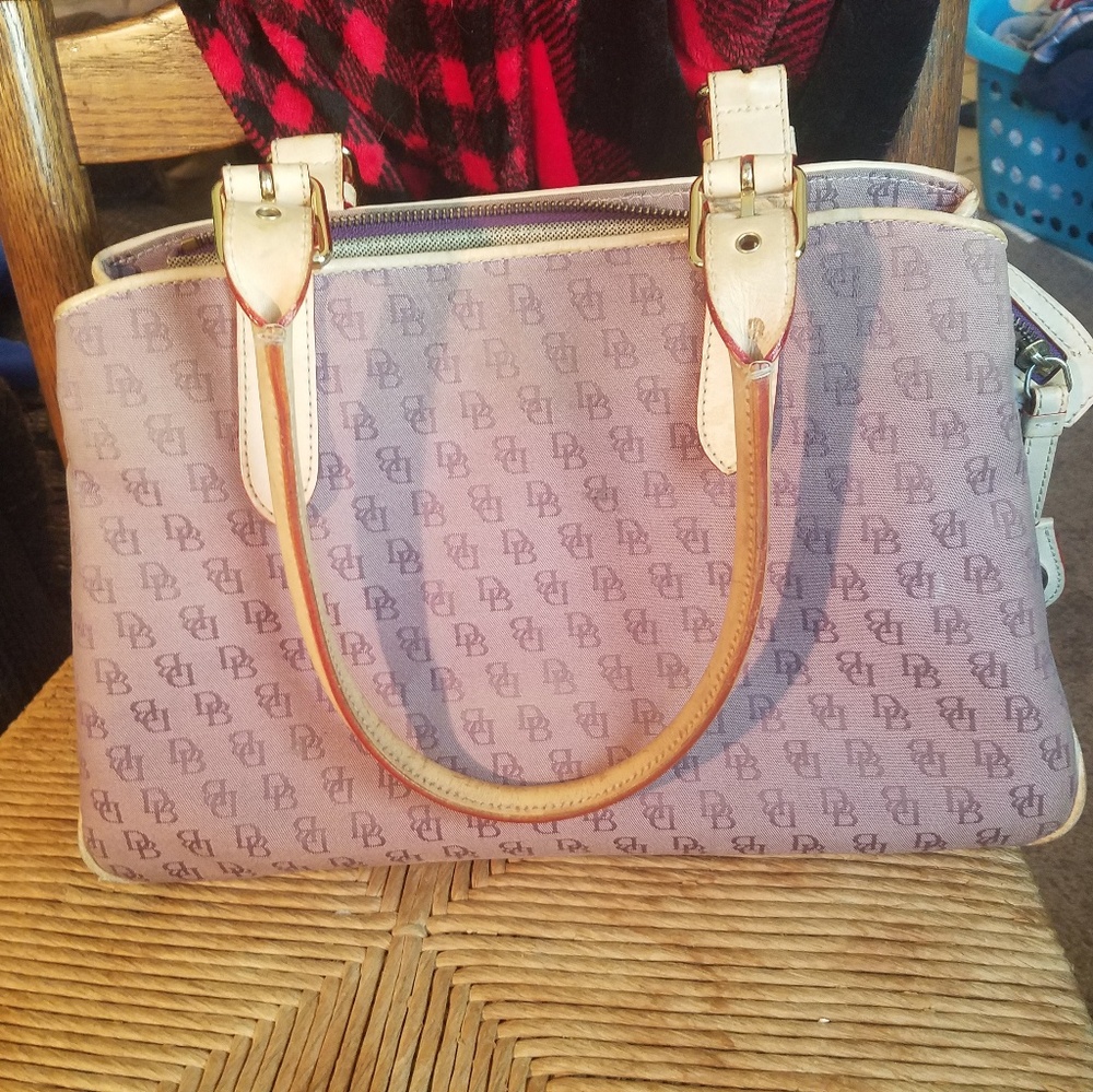Dooney and Bourke purse